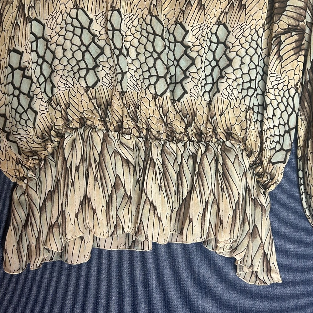 Roberto Cavalli Beige and Black Feather-Print Peasant Blouse - Picture 5 of 11